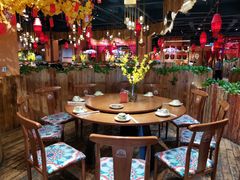 -老滇山寨•云南特色菜•地方菜•民族风情歌舞表演(金碧店)