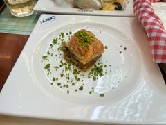 开心果芭啦哇-MADO冰淇淋咖啡馆(淘金店)