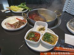 -魁牛·潮汕牛肉自助火锅(沈辽路万达店)