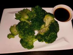 白灼西兰花-金厨泰国餐厅·全泰籍厨师料理(拱北店)