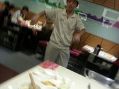 拉面条、-海底捞火锅(勒泰店)