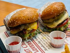 -The Habit Burger Grill 哈比特汉堡(复兴soho店)