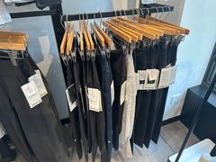 -lululemon(比斯特购物村店)