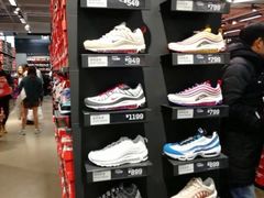 -NIKE上海青浦优选体验店