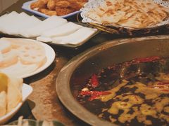 -重庆风光老灶火锅城(同德广场店)