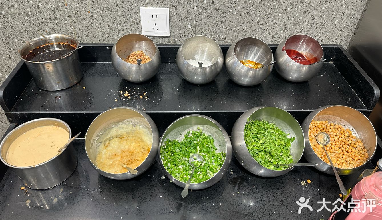 二马路附近的麻辣烫