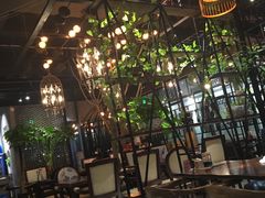 大堂-粤色·老广州茶餐厅(河南商会大厦店)