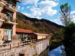 -北京水岸山吧度假村(雁栖镇店)