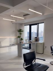 -Hello Lady发型设计