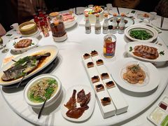 -贝勒爷·酥不腻烤鸭