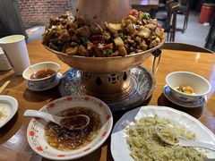 -炉小二铜锅牛蛙•川湘菜(三里屯店)