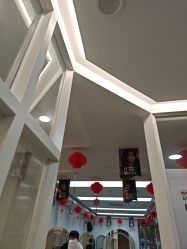 -首脑美发沙龙