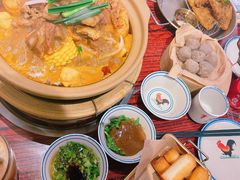 -沙胆彪炭炉牛杂煲(上海日月光广场店)