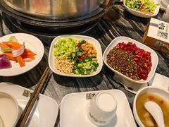-老船舫·现做活鲜鱼馆(东郊记忆店)