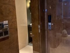 -广州天河希尔顿酒店