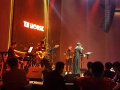 -TZ House音乐现场(来福士中心店)