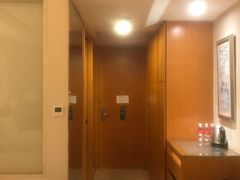 -上海浦东康桥绿地假日酒店