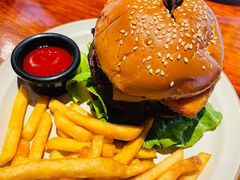 -BIGHOUSE·大房子电影主题融合餐厅(盐河巷店)