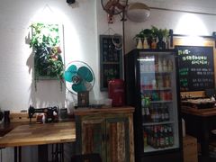 -猫爷的腔调·黔小馆(交大医学住宅区店)