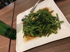 -The Dishes Seafood & Restaurant