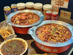 -胖哥俩肉蟹煲(上海悦荟广场店)