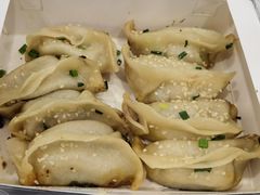 -小姜锅贴(凤凰街店)