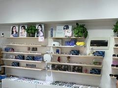 -天空之镜眼镜店蔡司依视路授权店(天通苑店)