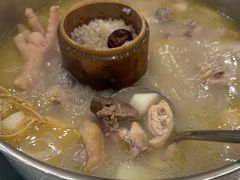 -朴小妹人参鸡汤火锅(长白山万达店)