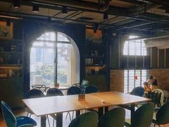 -光海书局(南京东路第一百货店)