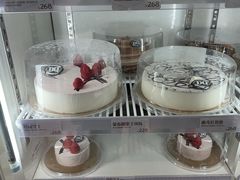 -DQ·蛋糕·冰淇淋(荟聚中心店)