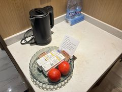 -南宁世纪君悦大酒店(青秀万达滨湖路地铁站店)