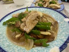 -菌之家·专业纯野生菌火锅·特色炒菌