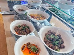 -荣誉国际酒店-云顶旋转餐厅