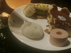 -唐拉雅秀酒店-西锦汇空中BBQ·思创餐厅