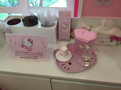 iphone_upload_pic-Hello Kitty Cafe(弘大店)
