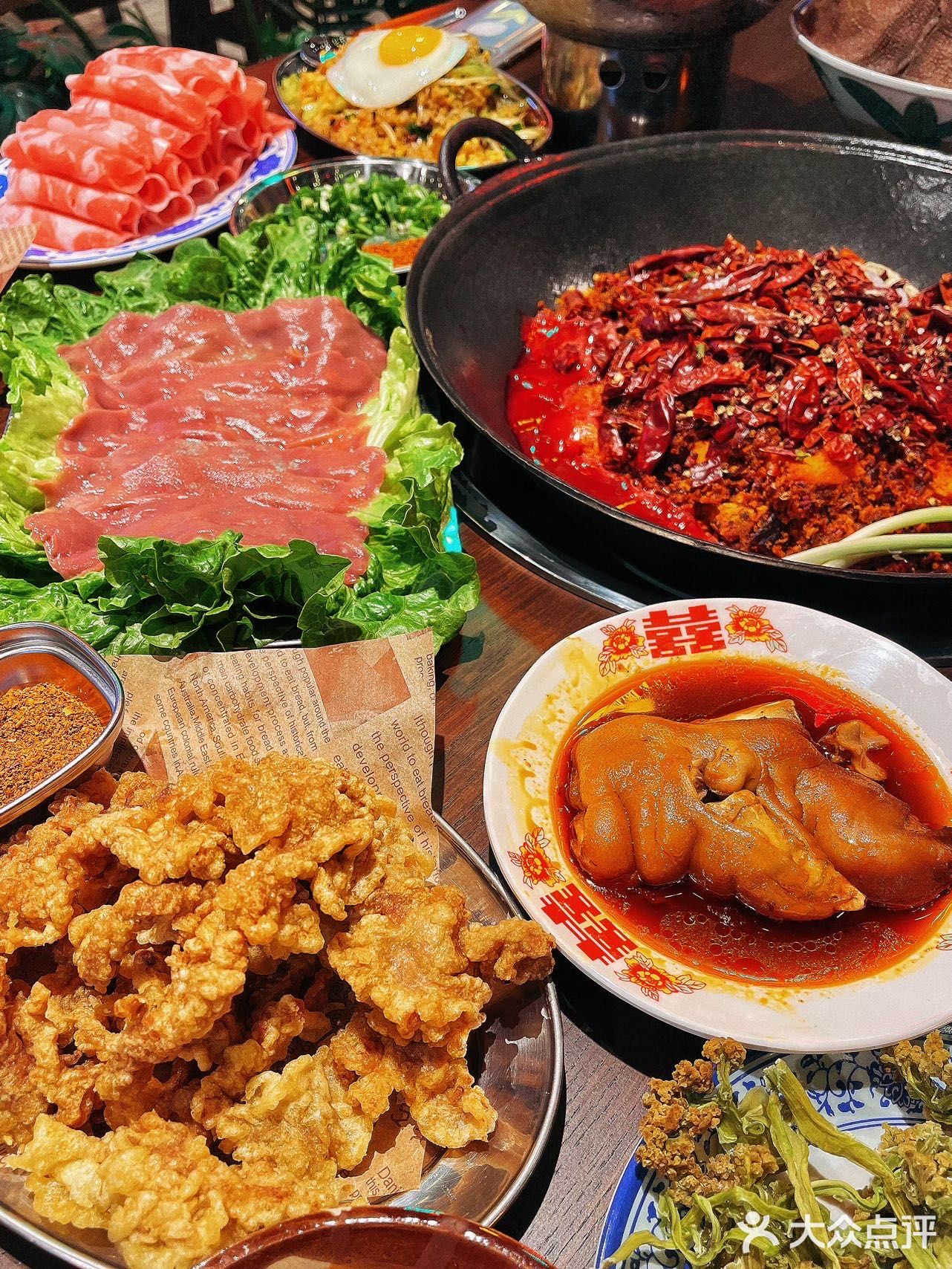 谁说济南没有公路夜市火锅？就在泉城路！