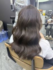 -藤野造型烫染·漂发