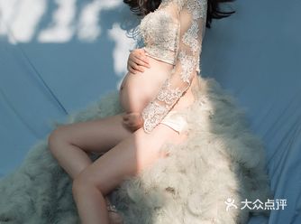 EVENING GREETING 丨 QUEEN