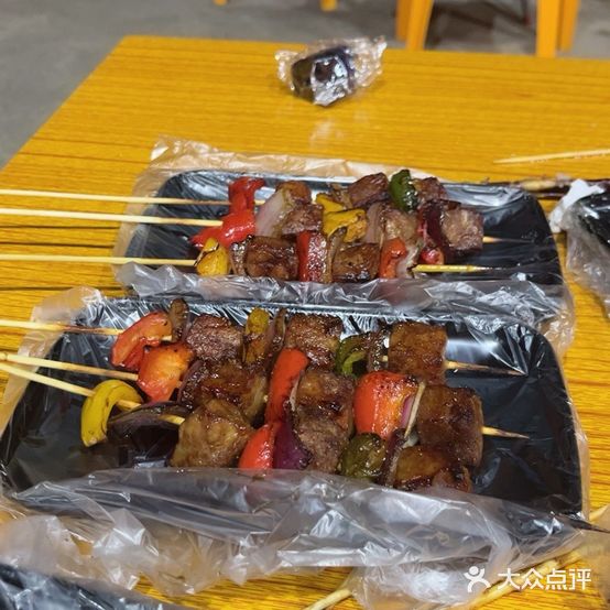 康盛二狗烧烤店
