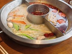 -佬土鹅肠火锅(中建大观店)