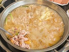 -老来福·非遗酸汤兔(凯旋路店)