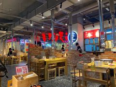 大堂-么肆烤肉·中式自助·烤肉大排档(街道口季佳PAI店)