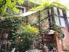 -古董花园(思南路42弄小区店)