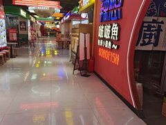 -肥肥虾庄·金牌油焖大虾(汉口城市广场店)