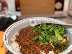 酸菜卤肉饭-遇见小面(凯德广场店)