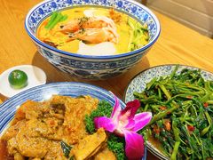 -峇峇娘马来西亚餐厅(望京SOHO店)