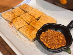 -云海肴·汽锅鸡·云南菜(天山百盛优客店)