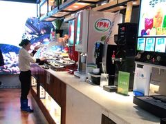 自助取餐区-亚马逊环球美食百汇(新城吾悦广场店)