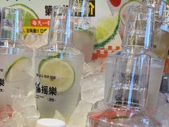 -缇纳甜妮·西餐·甜点(商字店)