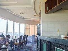 -东方豪景花园酒店·怡景旋转餐厅